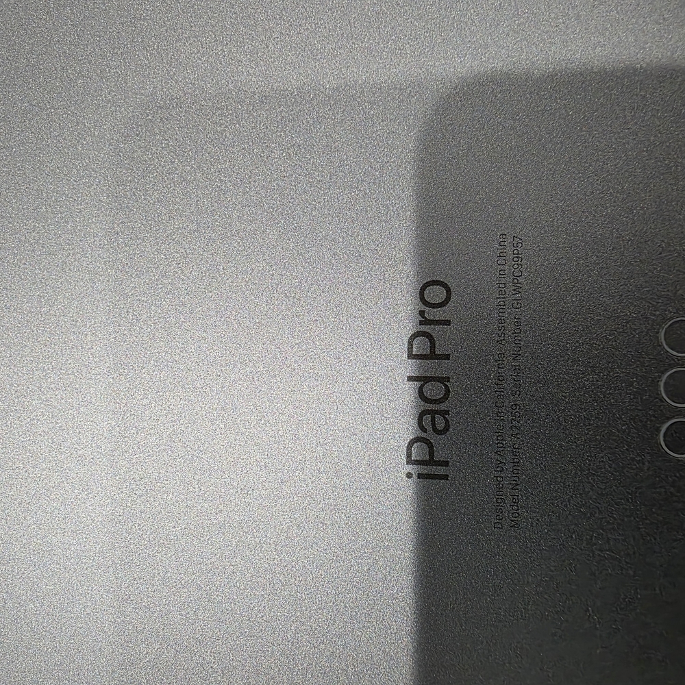Apple Black Tablet Keyboard for Enhanced Productivity - Picture 7 of 10
